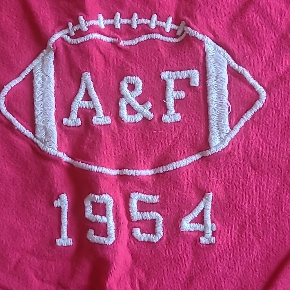 A&F tee - Picture 2 of 3